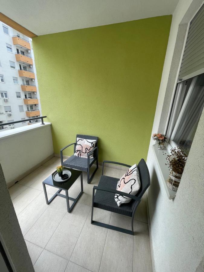Novi Sad Apartman Leilighet Eksteriør bilde